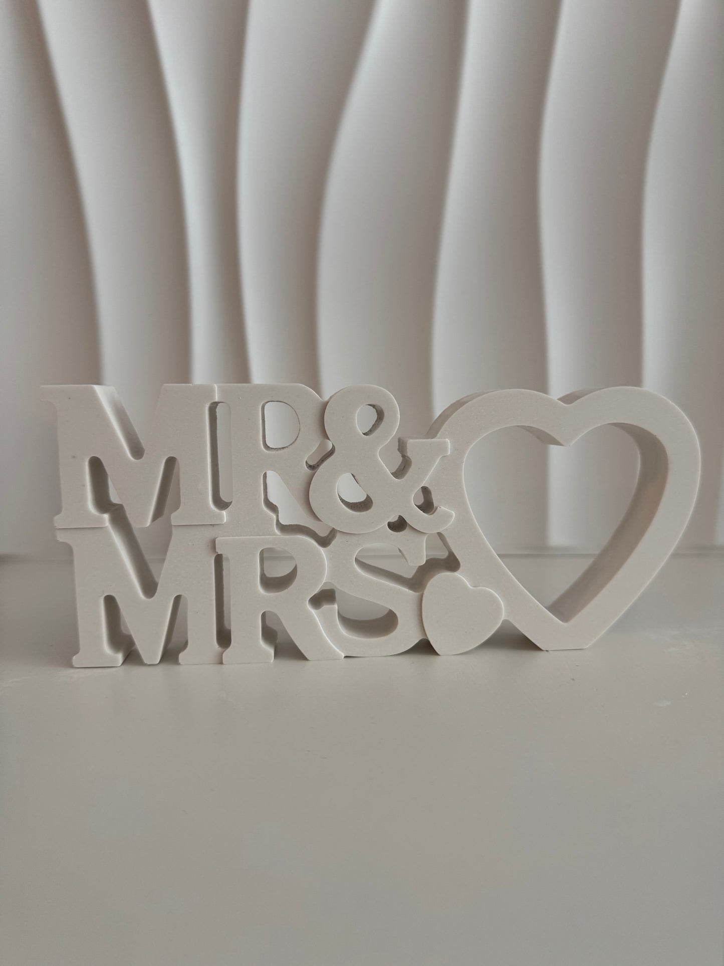 MR & MRS